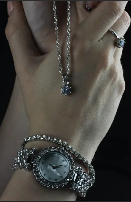 Kit dama: Reloj + Joyería Elegante + Obsequios
